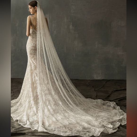 Wedding Veil with pearl Cathedral length - Picture 2 of 5